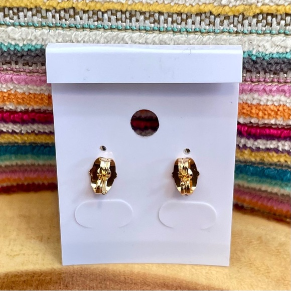 Simulated Emerald and Pave CZs Turtle Post Earrings 18K Gold Filled NIP - Picture 4 of 5